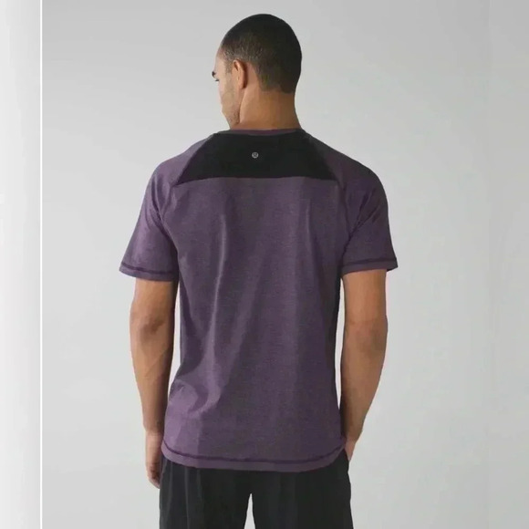 Lululemon Men’s The Driver Short Sleeve Shirt Size Small Medium - Picture 2 of 9